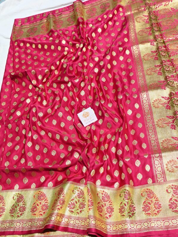 Pure Silk Katan Pink Saree With Aanchal Meena